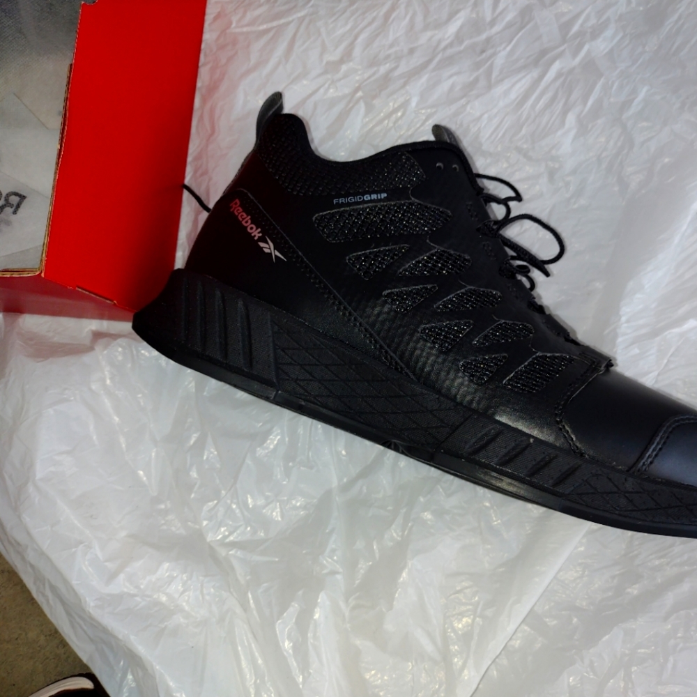 New Reebok Men's Shoes